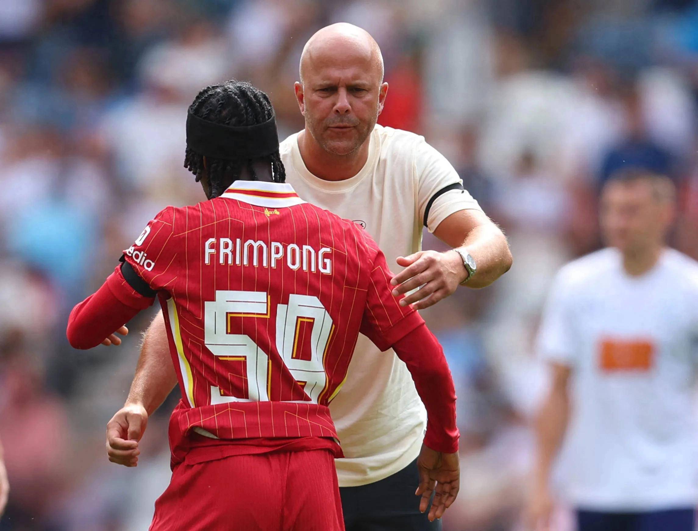 包含曼联客场逆转伯恩利，卢卡库梅开二度，曼联实现华丽逆转的词条