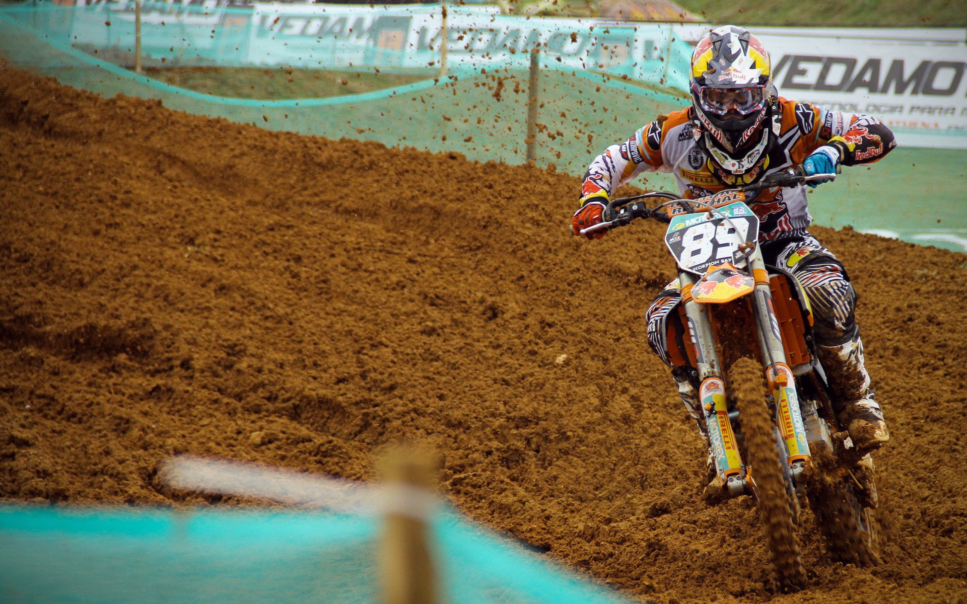 贝林厄姆爆发破局，塞维利亚战术体系全面压制哥伦比亚的启示